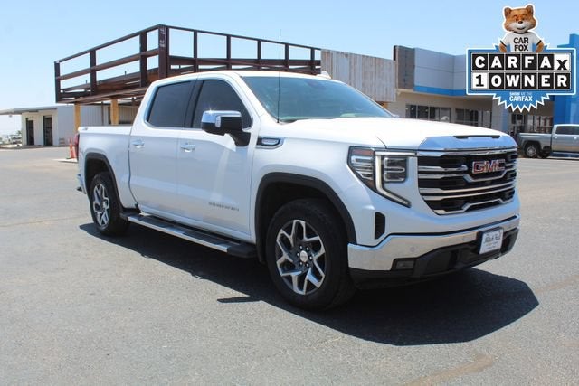 2025 GMC Sierra 1500 SLT in White Frost Tricoat — front three-quarter view