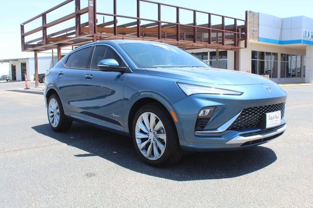 2025 Buick Envista Avenir in Ocean Blue Metallic — front three-quarter view